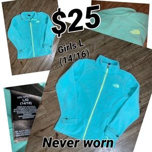 Light blue girls North Face - NWOT